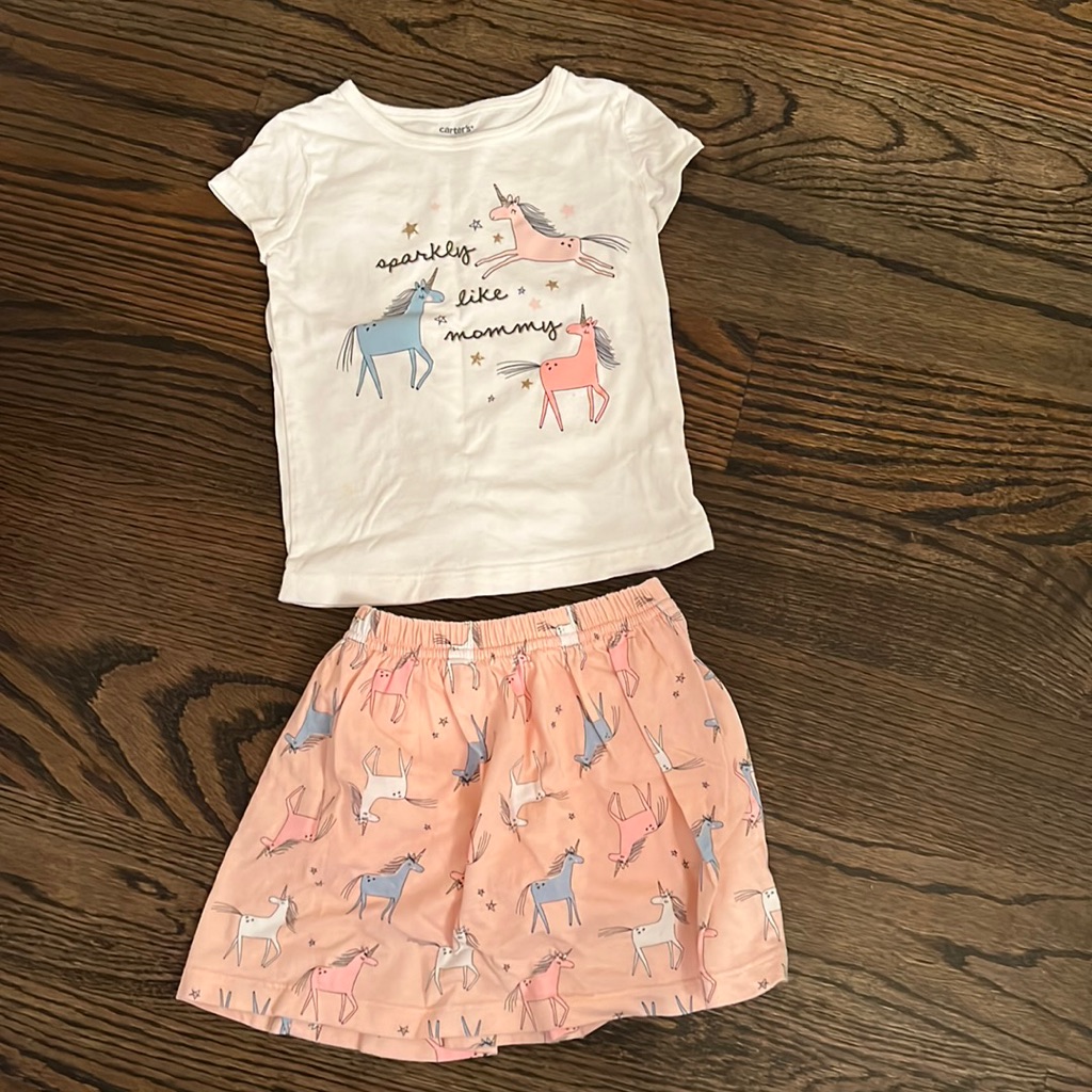 Carters Comfortable Set